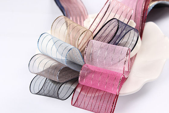 10mm-25mm Goud gestreepte polyester organza lint voor cadeauverpakkingen en dozen Verpakking of lint boog