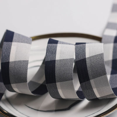 Zwart en wit getinte kabelband 7 mm-40 mm polyester lintrol