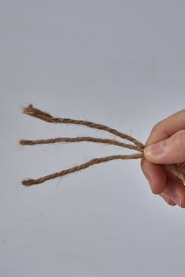 1mm-20mm gekleurde jute-twine ISO9001 Eco-vriendelijk 6mm jute touw