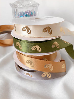 16 mm hart patroon goud folie gedrukt lint voor cadeau verpakking en decoratie
