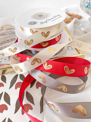 16 mm hart patroon goud folie gedrukt lint voor cadeau verpakking en decoratie