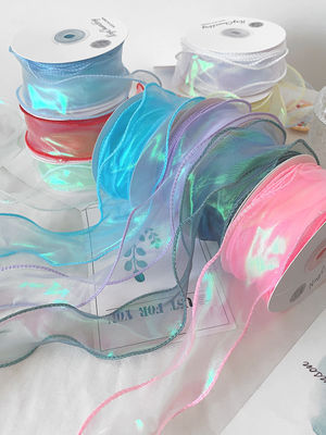 40 mm polyester organza lint met satine rand glanzend roze organza lint